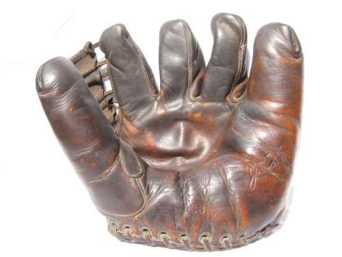 Joe DiMaggio Spalding 133 Front